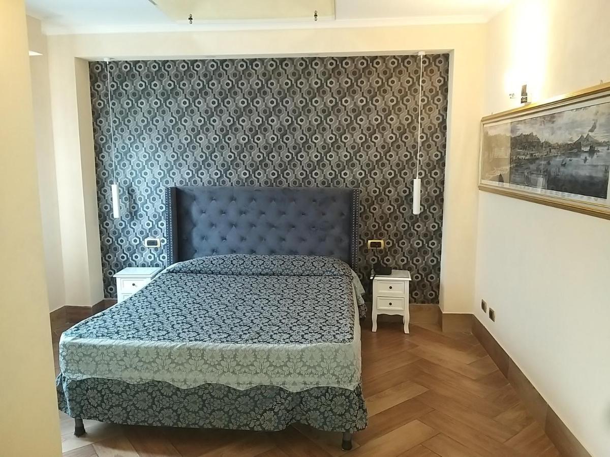 Hotel Kursaal Napoli Esterno foto
